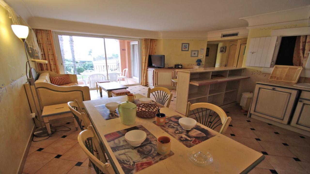 Port Marine Apartment Sainte-Maxime Exterior foto