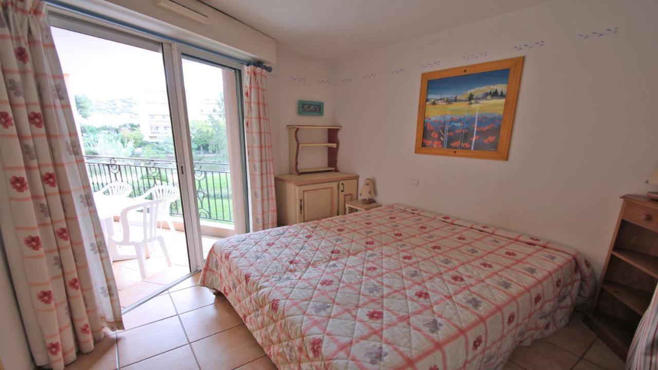 Port Marine Apartment Sainte-Maxime Exterior foto
